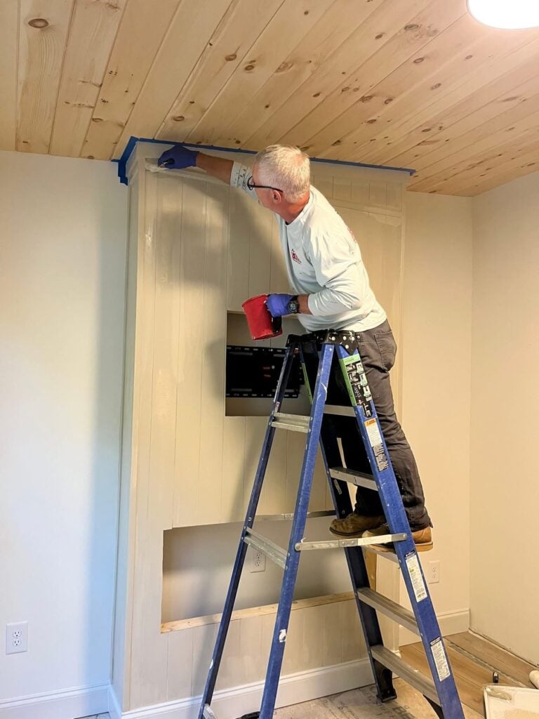 Custom Accent Wall Installation for TV and Fireplace in Jefferson — ga county
